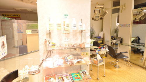 明るい店内!