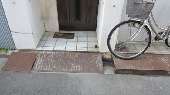 古い水道メーター
