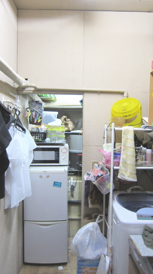 工事前の仕切り壁部分